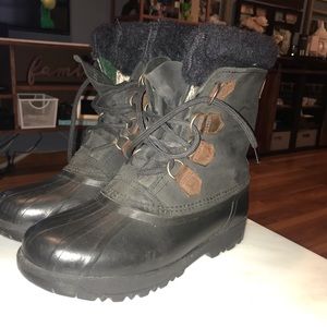 Sorel Alpine Black Lace-Up Snow Boots - Women- 8